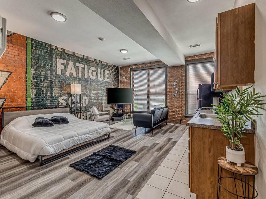Deluxe Studio In Historic Downtown Building! Bartlesville Exterior foto