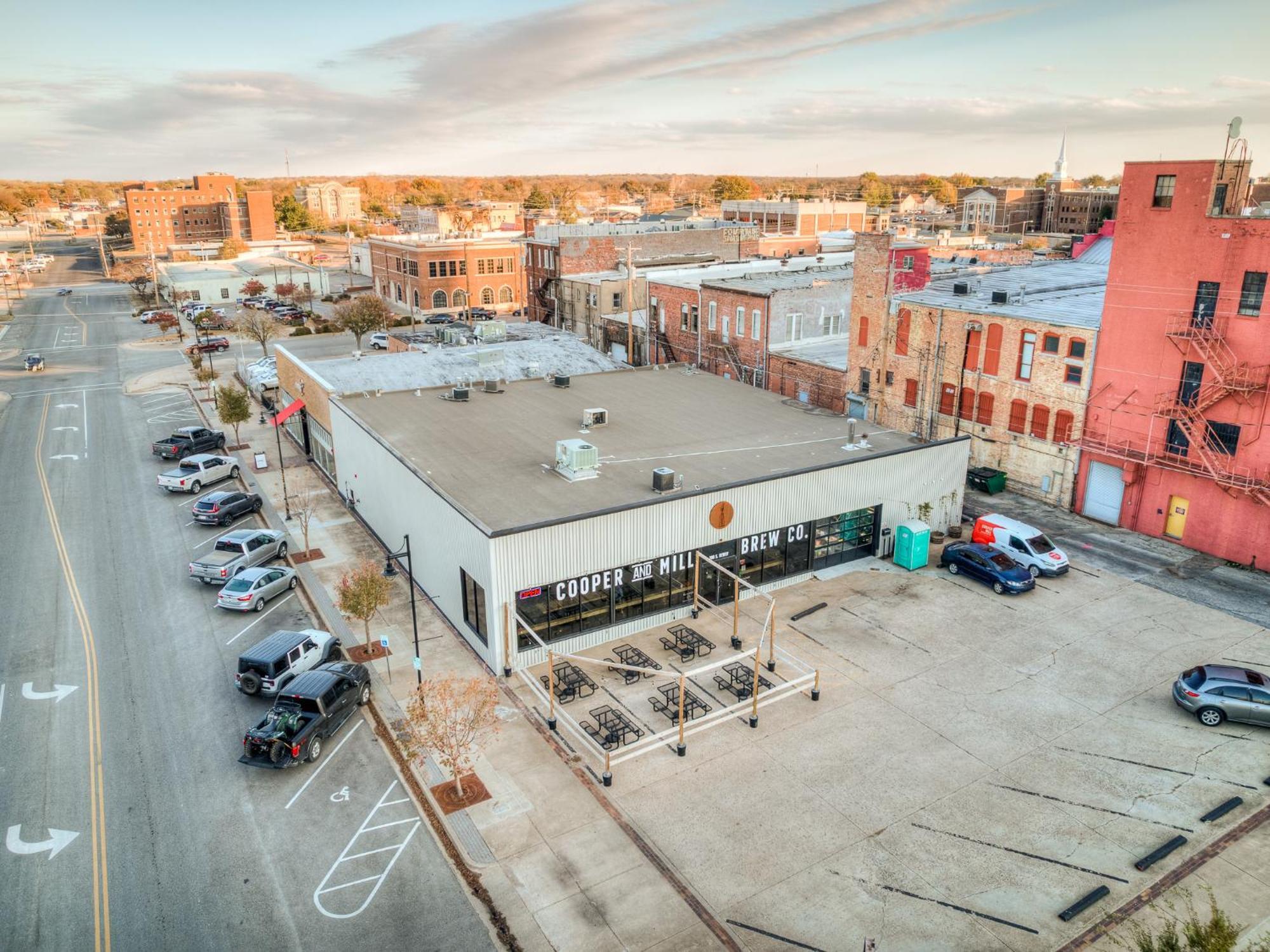 Deluxe Studio In Historic Downtown Building! Bartlesville Exterior foto
